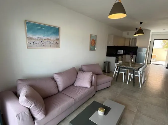 Casa Olmia Кальви