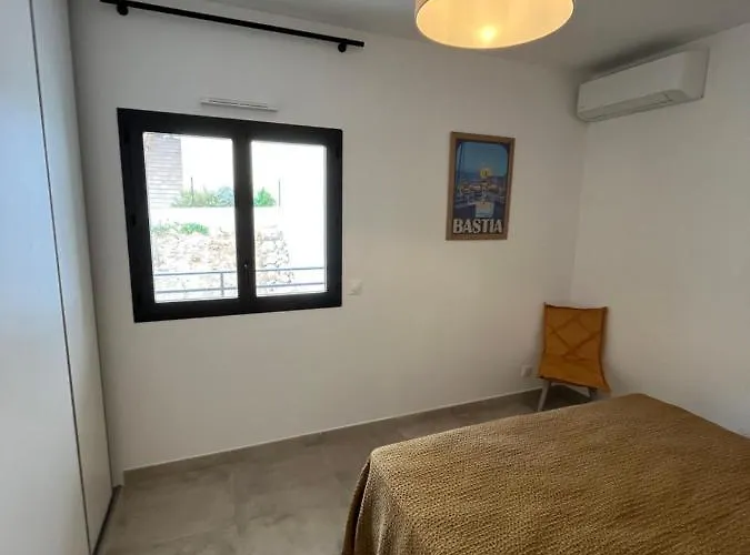 Casa Olmia 4* Кальви