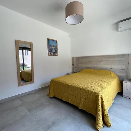 Lägenhetshotell Casa Olmia Calvi (Corsica)