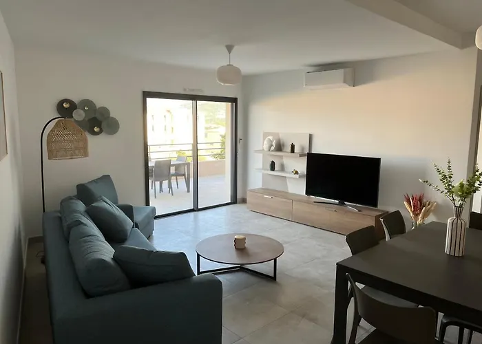 Aparthotel Casa Olmia 4*