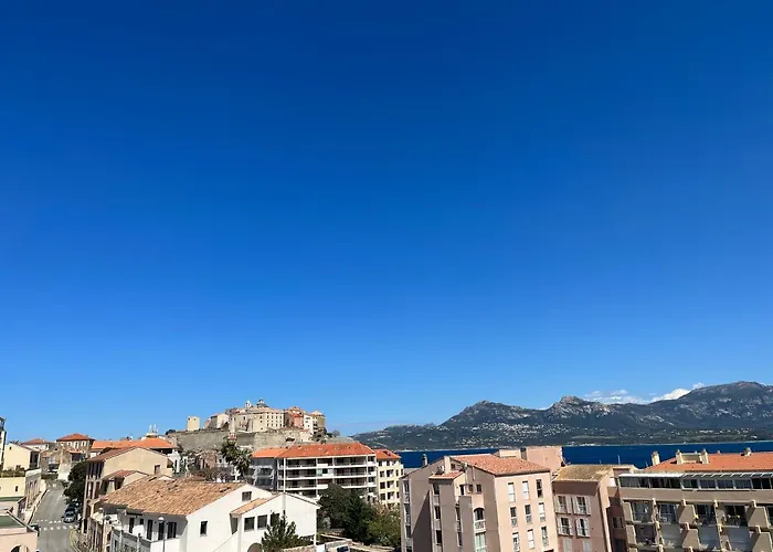 Aparthotel Casa Olmia Calvi (Corsica)