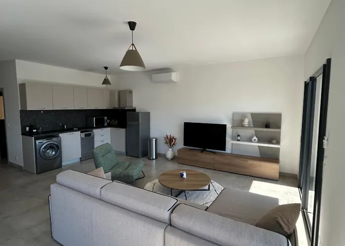 Aparthotel Casa Olmia Calvi (Corsica)